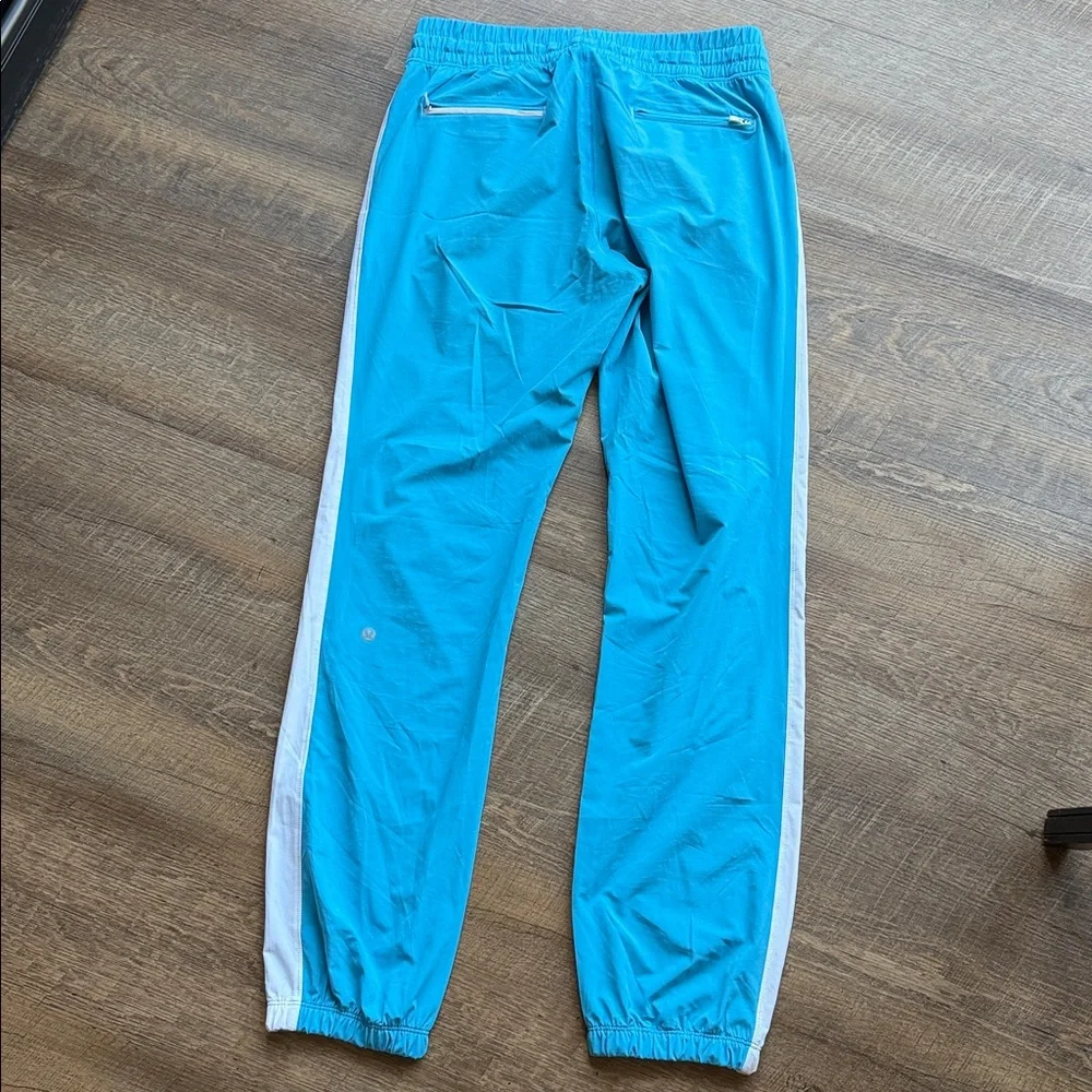 Lululemon Blue and White Track Pants 8 - Picture 2 of 9